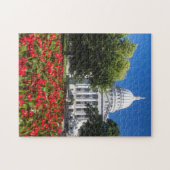 Blume vor dem Gebäude der Hauptstadt des Staat Puzzle (Horizontal)