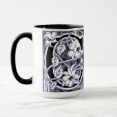 Blume Weinbrief 'C' in blau - Tasse (Links)