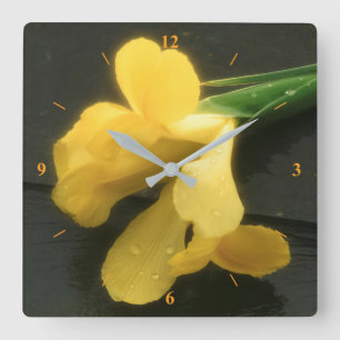 Blume zu Schiefer Quadratische Wanduhr