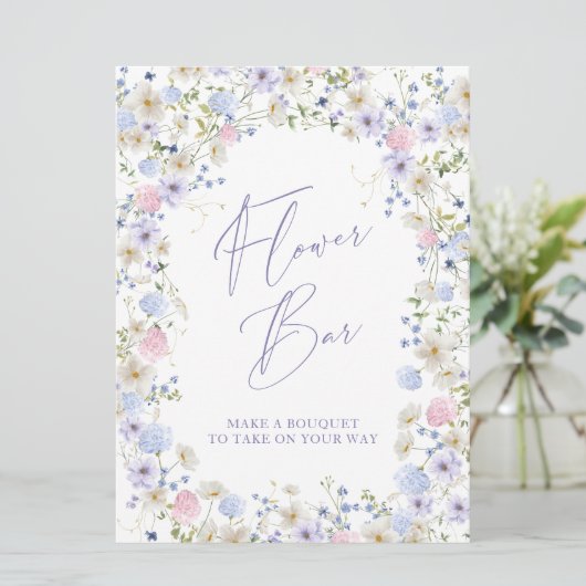 Blumen Bar Blumenrosa Brautparty Tafelzeichen Einladung (Stehend Vorderseite)