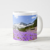 Blumen | Crocus Pirin Mountain Park Bulgarien Jumbo-Tasse (Vorderseite Rechts)