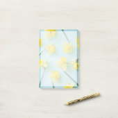 Blumen | Gelbe Daffodien Post-it Klebezettel (Auf Schreibtisch)