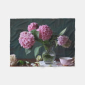 Blumen | Hydrangeas in Vase Fleecedecke (Vorderseite (Horizontal))