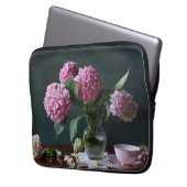 Blumen | Hydrangeas in Vase Laptopschutzhülle (Vorderseite Links)