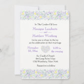 Blumen, Lila und gelbe Hochzeitsblumen und Herz Einladung (Vorderseite)