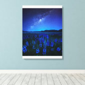 Blumen | Lupinen Blühen am Nachtsee Tekapo Leinwanddruck (Insitu (Holzboden))