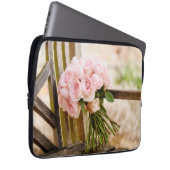 Blumen | Pink Rose Bouquet Laptopschutzhülle (Vorne Rechts)