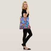 Blumen-Pop Tasche (Am Model)