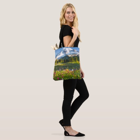 Blumen | Rainier-Wildblumen Tasche (Am Model)