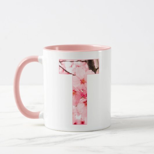 Blumen-T-Initial-Tasse | Personalisierter Name & E Tasse (Links)