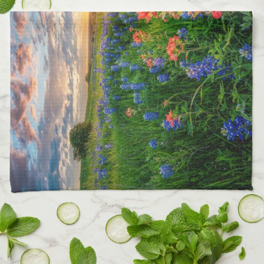 Blumen | Texas Bluebonnets & Indian Paintbrush Geschirrtuch (Gefaltet)