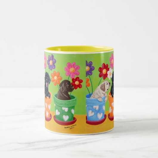 Blumen-Topf-Labrador-Welpen Zweifarbige Tasse (Mittel)