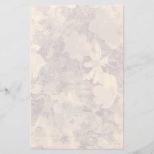 Blumen- und Blatttarnungsmuster auf Beige Briefpapier (Vorderseite)