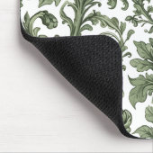Blumen und grüne Blätter Mousepad (Ecke)