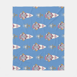 Blumen- und Parfüm-Blumenstrauß-Bundle auf blau Fleecedecke