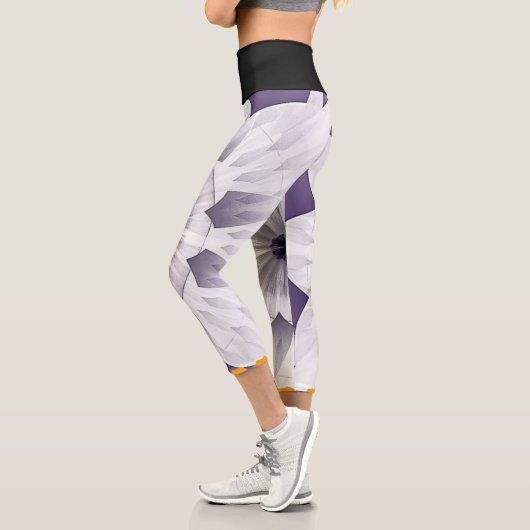 Blumen | Zazzle_Growshop. Capri Leggings (Links)