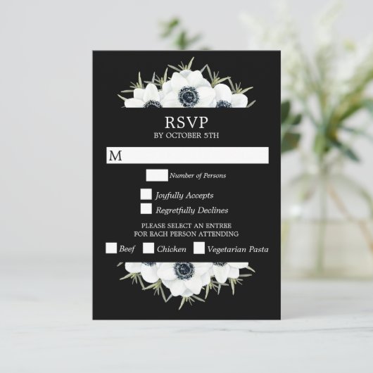 Blumenanemonen Schwarz-Weiß-Hochzeit RSVP Karte (Stehend Vorderseite)