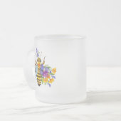 Blumenbiene mit Wildpflanzen Mattglastasse (Vorderseite Links)