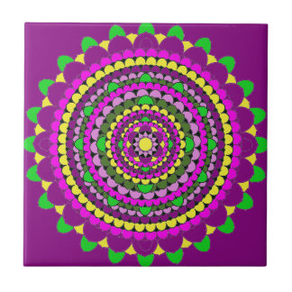 Blumenblatt-Mandala Fliese