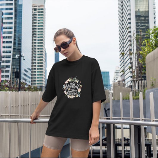 Blumenbriefe helfen Ihnen selbst T-Shirt