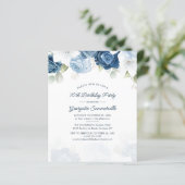 Blumenbudget 70. Geburtstag Dusty Blue Party (Stehend Vorderseite)