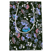 Blumendesign auf schwarz mittlere geschenktüte (Vorderseite)