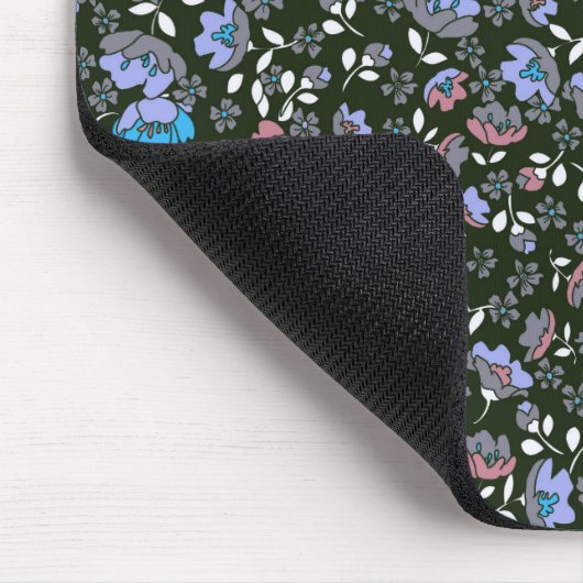 Blumendesign auf schwarz mousepad (Ecke)