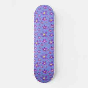 Blumendesign auf Skateboard