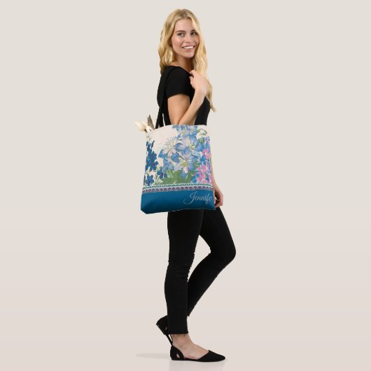Blumendesign Tasche (Am Model)