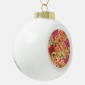 Blumenexplosion: Nahtloser Vintager Trend. Keramik Kugel-Ornament (Links)