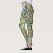 Blumenfantasie Modernes Fraktal Blume mit Gold Leggings (Links)