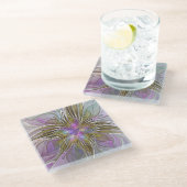 Blumenfarbenes Abstraktes Fraktal mit Rosa und Gol Glasuntersetzer (Schrägansicht)