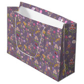 Blumenfarbmuster - rosa, lila, grün große geschenktüte (Vorderseite Schrägansicht)