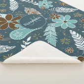 Blumenfeatherie aquamarin türkisfarbener Boho Sherpadecke (3/4)