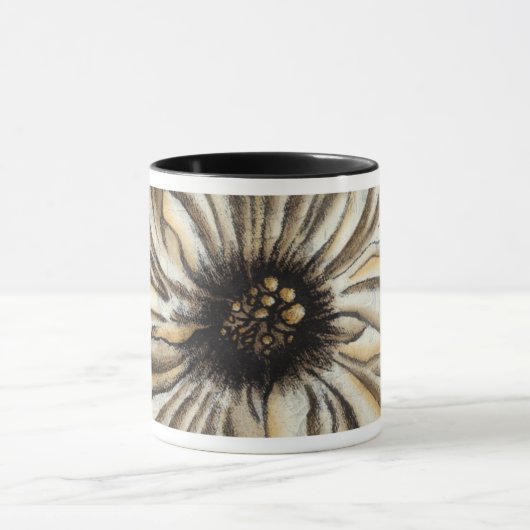 Blumenfresco auf Tan Hintergrund Tasse (Zentrum)