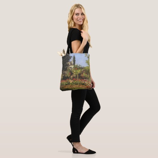 Blumengarten auf Sainte-Adresse von Claude Monet Tasche (Am Model)