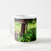 Blumengarten der gedrehten Dinge Kaffeetasse (Vorderseite Links)