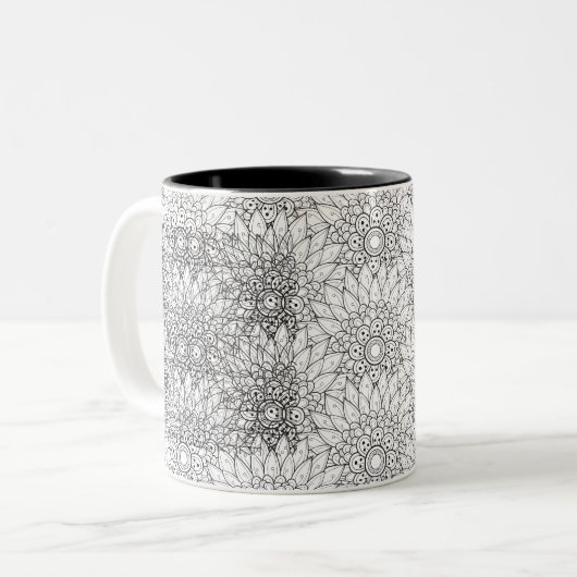 Blumengarten-Gekritzel Zweifarbige Tasse (Vorderseite Links)