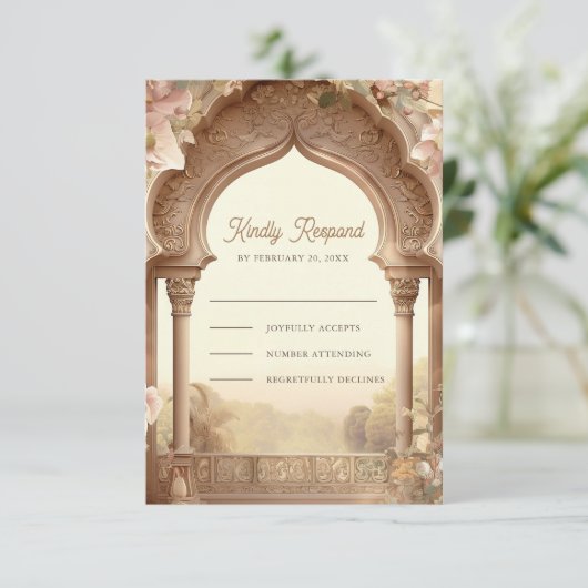 Blumengarten Indian Palace Arch Wedding RSVP Karte (Stehend Vorderseite)