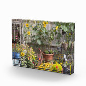 Blumengarten und schmales Boot Fotoblock (Rechts)