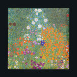Blumengarten (von Gustav Klimt) Magnet<br><div class="desc">Dieses Design zeigt ein Gemälde des österreichischen Künstlers Gustav Klimt (1862-1918). Es ist eine Darstellung eines wunderschönen Blumengartens im typisch impressionistischen Stil Klimts. Die Blume sehen fast so aus, als wären sie überfüllt, und es ist unmöglich, sich von ihrer Schönheit nicht zu überwältigen. Die ursprüngliche Arbeit wurde 1907 abgeschlossen und...</div>