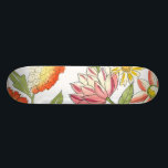 Blumengartendesign mit weißem Hintergrund Skateboard<br><div class="desc">Dieses Blumengarten-Design mit auffallend hellen Farbtönen und einem hellen,  hellen Hintergrund macht die Blume noch interessanter. Ein phantastisches Bild,  das jedem Zimmer Farbe und Schönheit verleihen kann. Kaufen Sie es für sich selbst,  oder geben Sie es einem Lieben als Geschenk!</div>