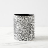 Blumengekritzel-Muster Zweifarbige Tasse (Mittel)