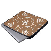 Blumengeometrie: Vintages Kunstmuster. Laptopschutzhülle (Vorne Knopf)