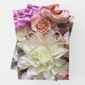 Blumengeschenkverpackung mit Dahlien und Rose, 3 B Geschenkpapier Set (Beispiel)