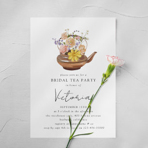 Blumengestaltete Brautparty im Zeichen der Teekann Einladung