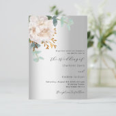 Blumengrün in weißem Silber Moderne Hochzeit Einladung (Stehend Vorderseite)