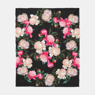 Blumenhintergrund. Rosa und weiß auf einem Dar Fleecedecke