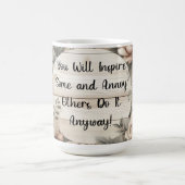 Blumenholzkörner Inspiration Zitat Kaffeetasse (Mittel)