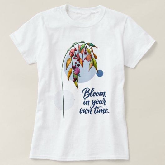 Blumeninspiration mit Beeren T-Shirt (Design vorne)